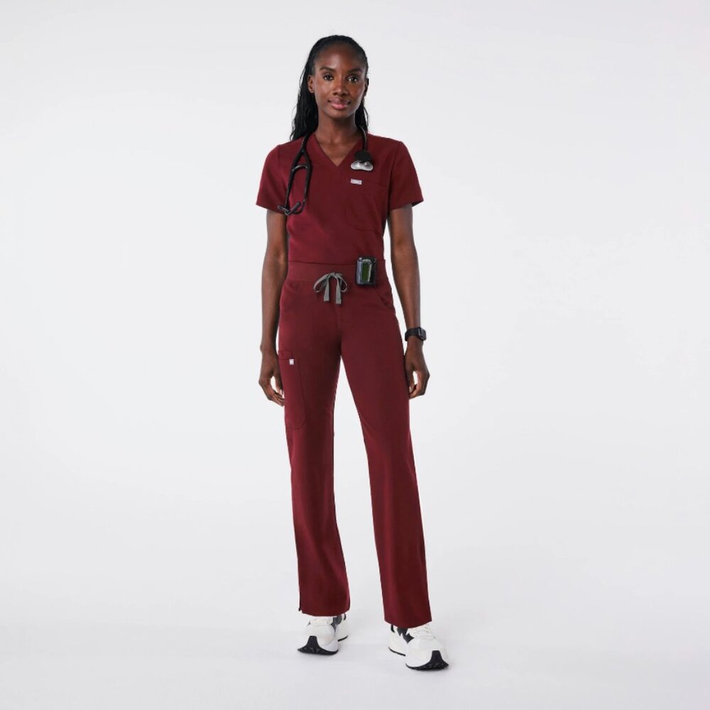 Women's Figs Scrubs - Top + Tall Cargo Scrub Pants - M - Tall / Burgundy
